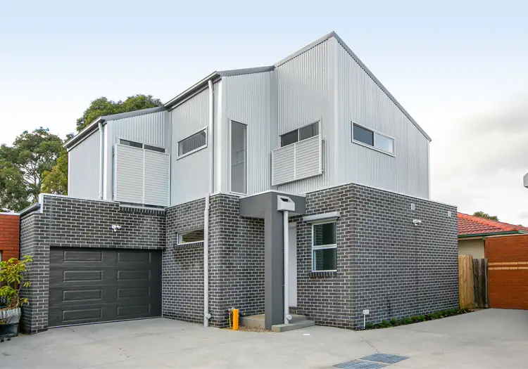 Main view of Homely townhouse listing, 2/30 Leicester Street, Preston VIC 3072