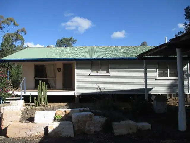 32 West Valley Road, Tara QLD 4421
