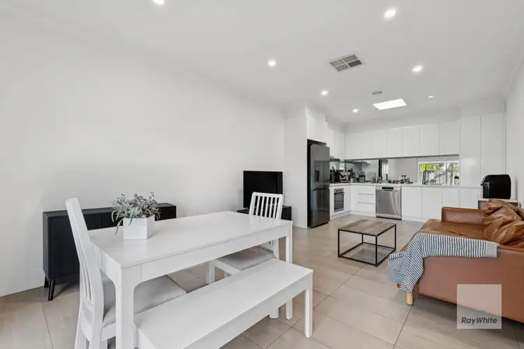 Third view of Homely unit listing, 2/16 Lois Street, St Albans VIC 3021