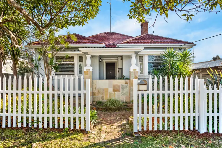 19 Lawarra Street