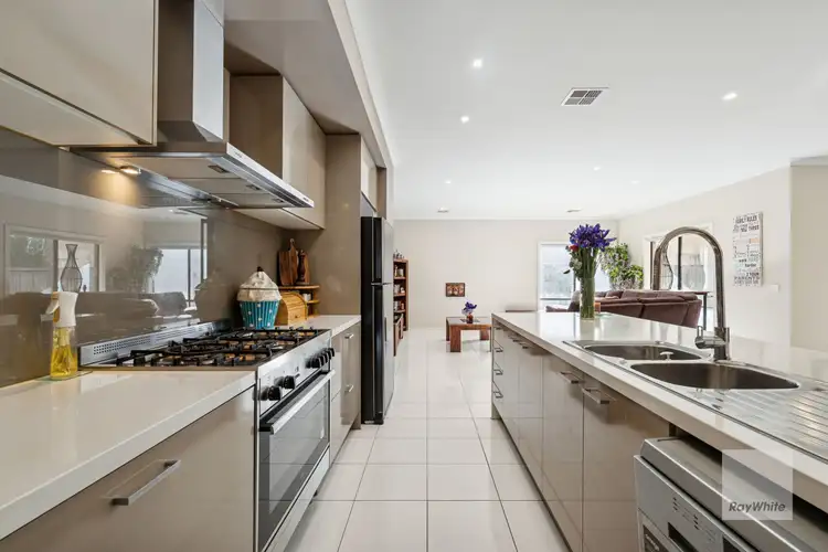 Sixth view of Homely house listing, 10 Stoneleigh Circuit, Williams Landing VIC 3027