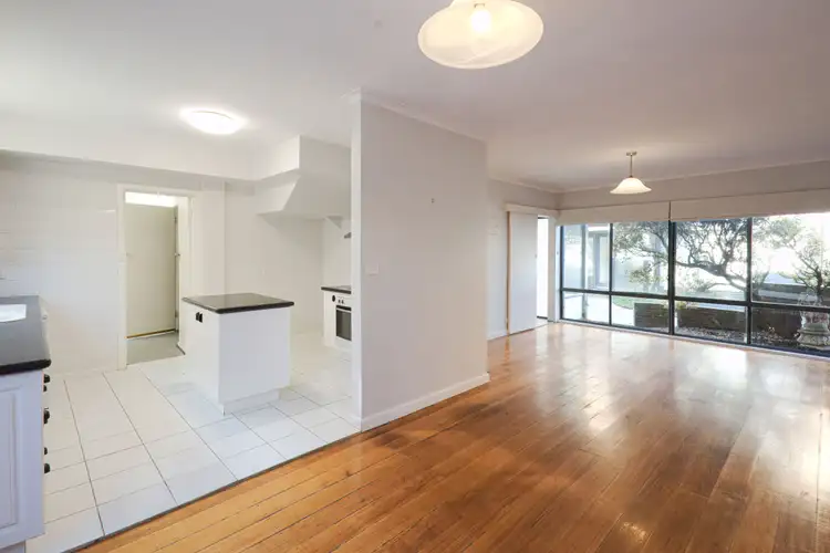 Fifth view of Homely house listing, 2/56 Nepean Highway, Aspendale VIC 3195