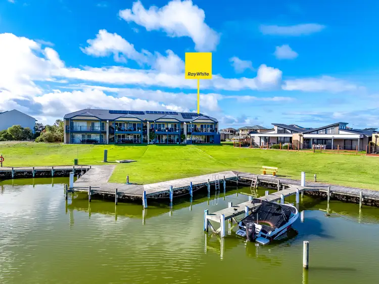 Fifth view of Homely house listing, 1 Shannon Place, Hindmarsh Island SA 5214