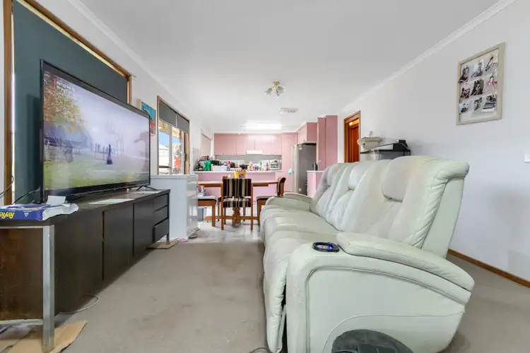 Fifth view of Homely house listing, 7 Chancellor Court, Red Cliffs VIC 3496