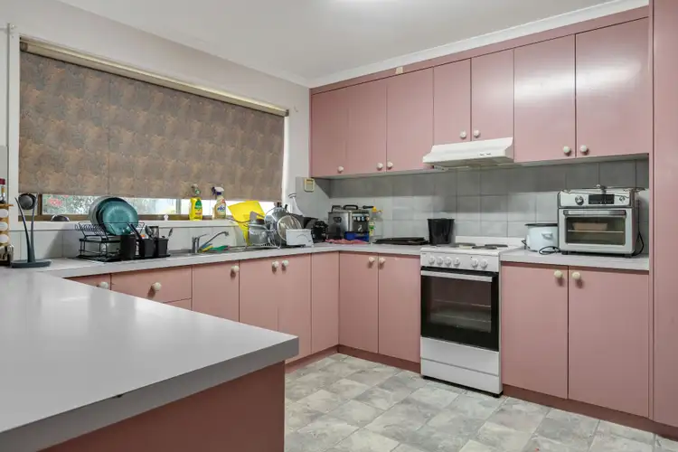 Sixth view of Homely house listing, 7 Chancellor Court, Red Cliffs VIC 3496