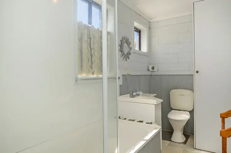 Fifth view of Homely house listing, 2/22 Bayview Terrace, Warrnambool VIC 3280