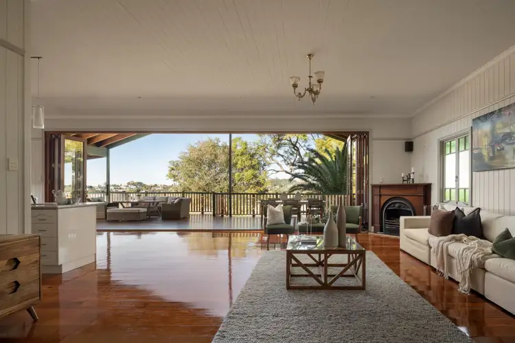 6 Aberdeen Terrace, Gordon Park QLD 4031