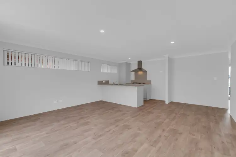 Fifth view of Homely house listing, 2 Raglan Entrance, Hilbert WA 6112
