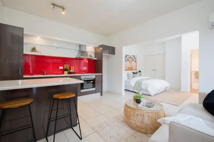Main view of Homely studio listing, 6/4 Hillview Crescent, The Hill NSW 2300