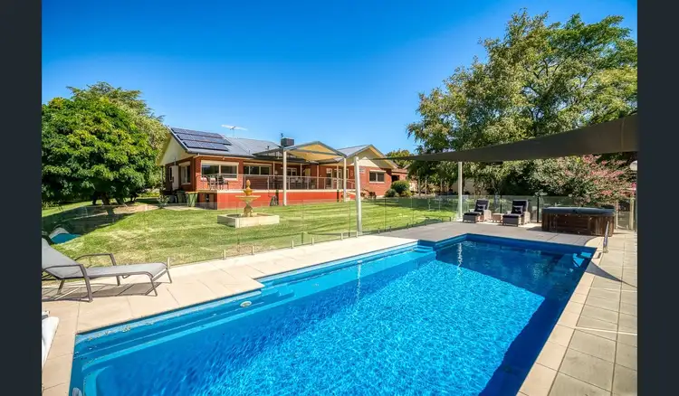 Main view of Homely house listing, 262 Highview Crescent, Lavington NSW 2641