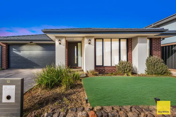 10 Dolomites Drive, Truganina VIC 3029