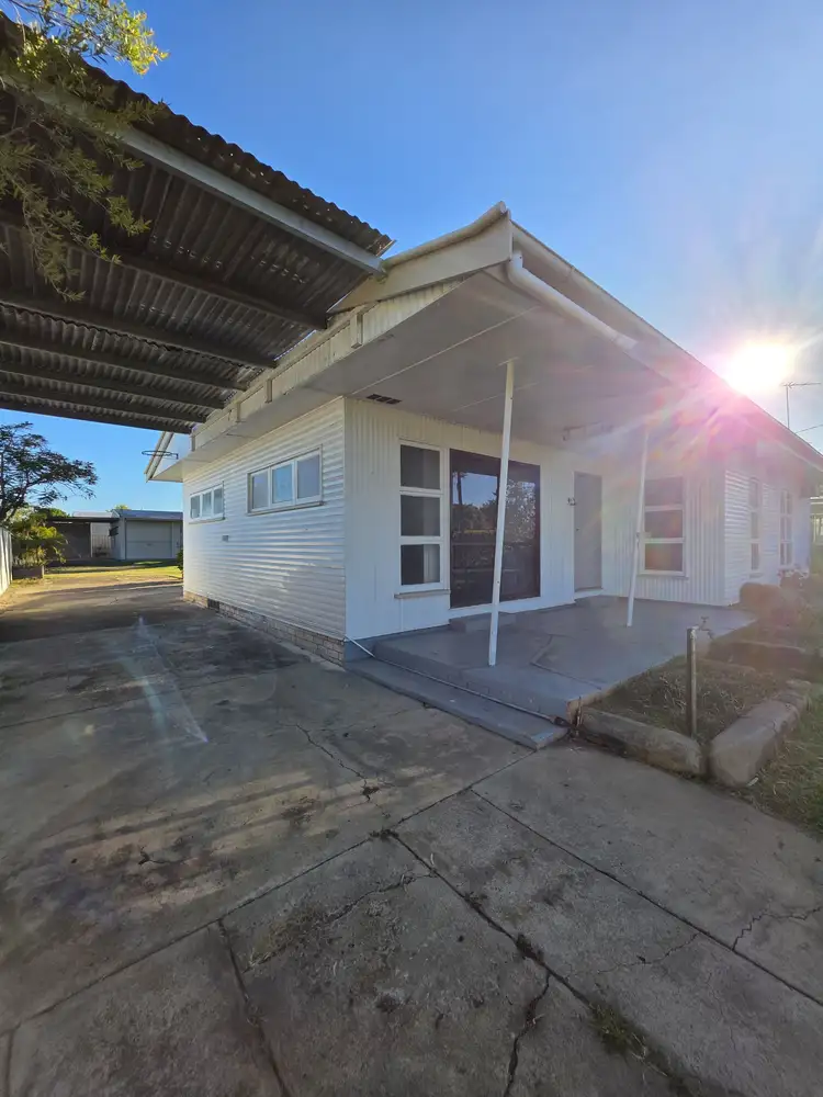 11 Bell Street, Biloela QLD 4715