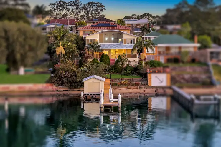 2 Rip Road, Blackwall NSW 2256