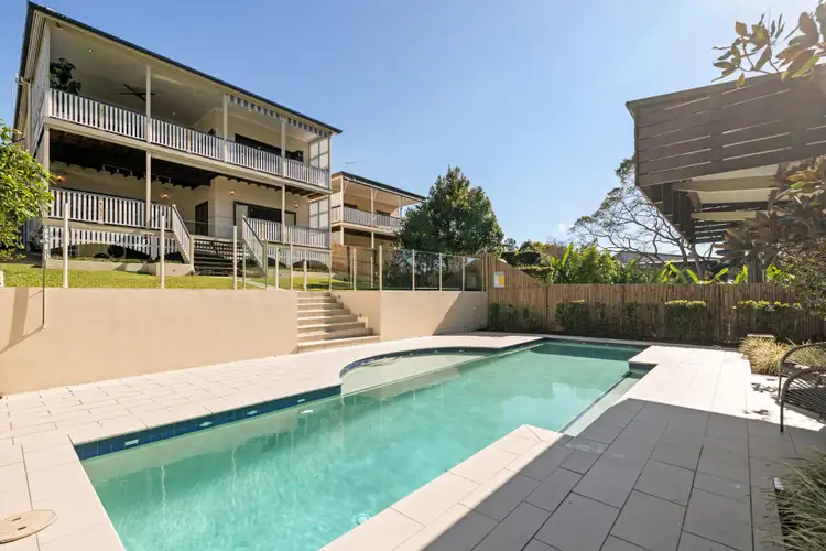 23 Lugg Street, Bardon QLD 4065