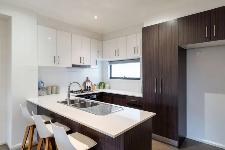 48 Brunswick Crescent, Craigieburn VIC 3064