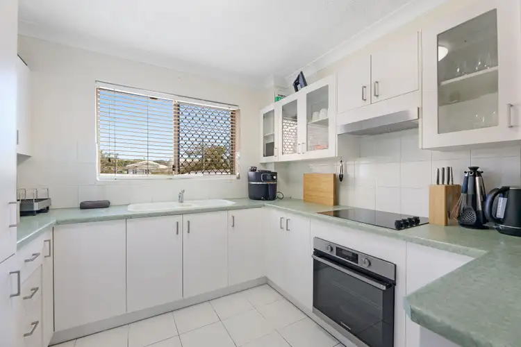 Fifth view of Homely unit listing, 4/9 Vine Street, Ascot QLD 4007