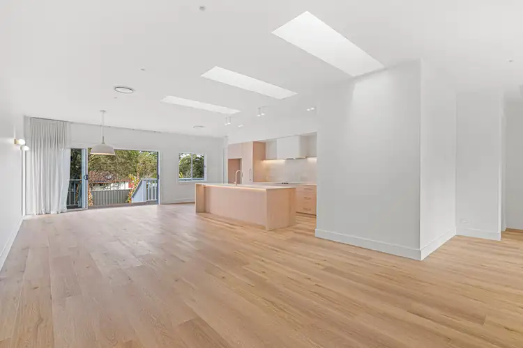 Second view of Homely house listing, 6 Jirramba Avenue, Saratoga NSW 2251