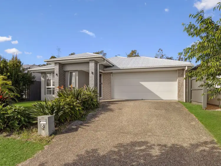 8 Jackson Place, Greenbank QLD 4124