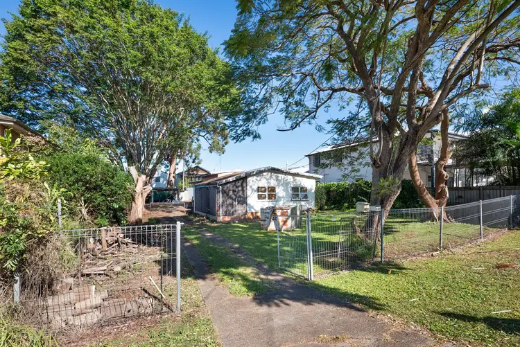 Second view of Homely house listing, 37 Kempsie Road, Upper Mount Gravatt QLD 4122