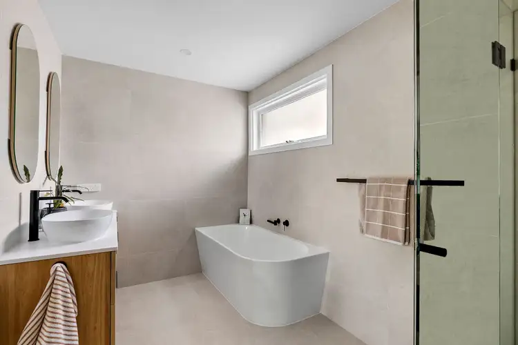 Third view of Homely house listing, 6 Jindalee Court, Frankston VIC 3199