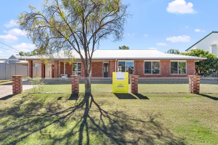 42 Dawn Crescent, Emerald QLD 4720