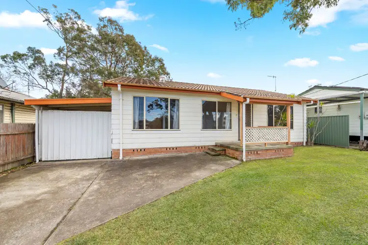 10 Taronga Avenue
