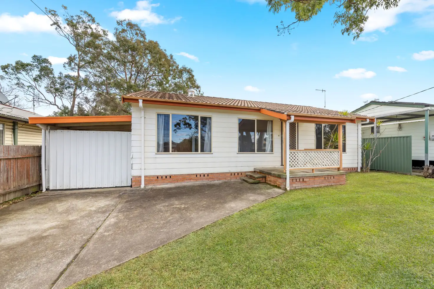 Main view of Homely house listing, 10 Taronga Avenue, San Remo NSW 2262