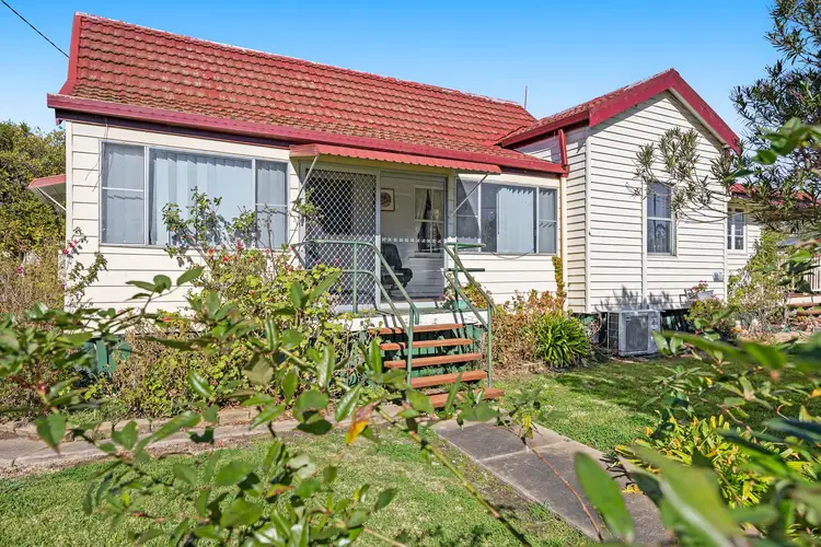 6 Oak Street, Killarney QLD 4373