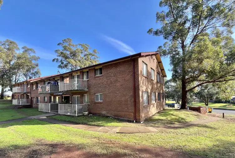 1 Lavinia Place
