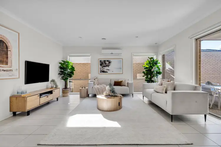 7 Derwent Lane, Sandhurst VIC 3977