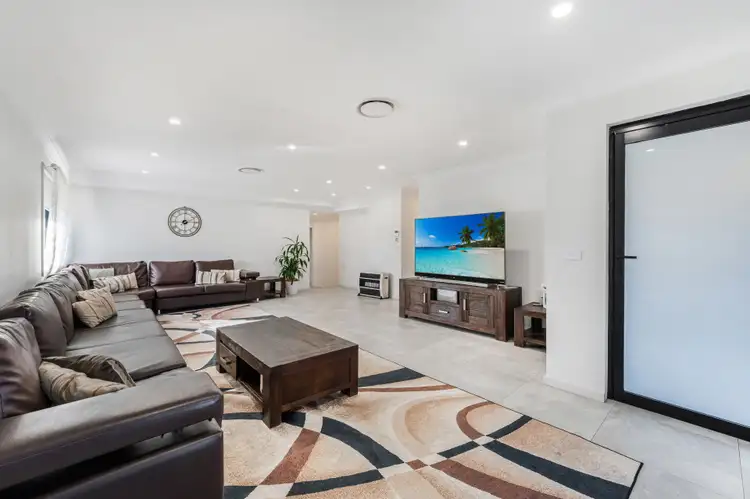 Third view of Homely house listing, 7 Guthega Crescent, Heckenberg NSW 2168