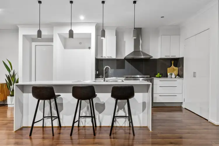 Second view of Homely house listing, 39 Dunraven Crescent, Doreen VIC 3754