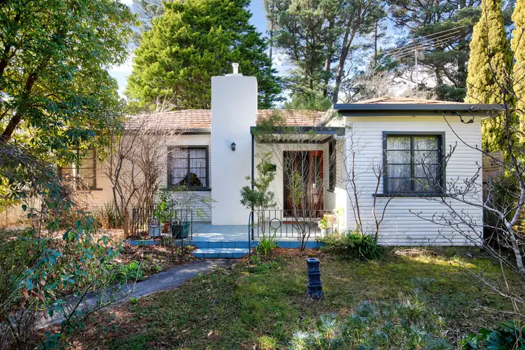 8 Heath Street, Blackheath NSW 2785