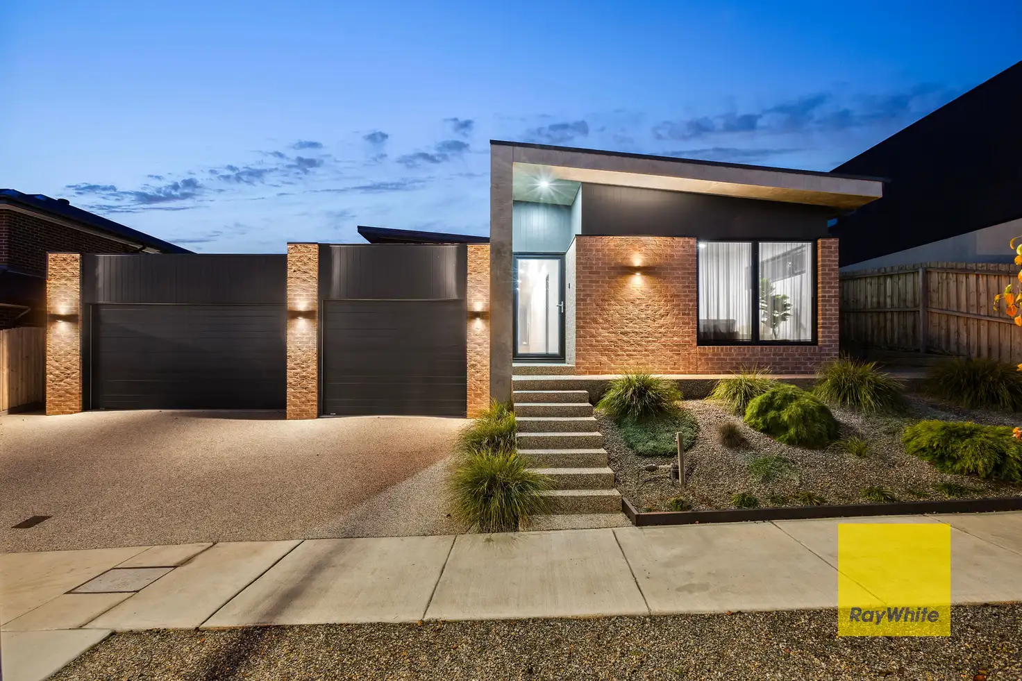 Main view of Homely house listing, 33 Radstock Avenue, Highton VIC 3216