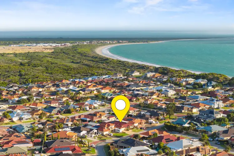 8 Rochefort Retreat, Port Kennedy WA 6172