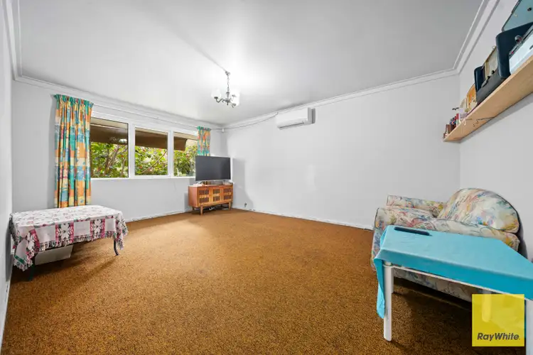 Fifth view of Homely semi-detached listing, 18 Grindleford Drive, Balcatta WA 6021