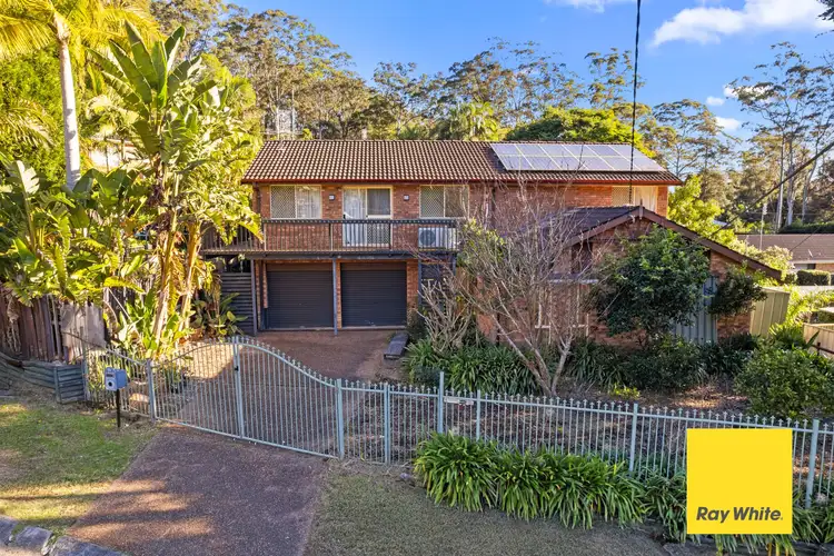 4 Hakea Close, Wyoming NSW 2250