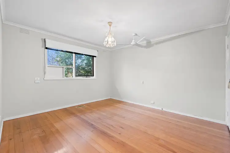 Fifth view of Homely house listing, 4 Watson Court, Lalor VIC 3075