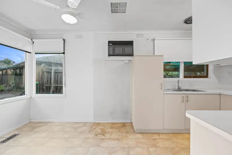 Sixth view of Homely house listing, 4 Watson Court, Lalor VIC 3075