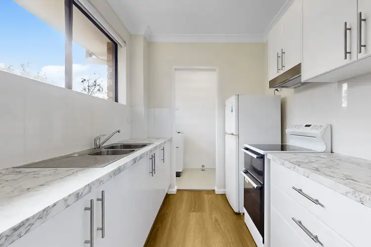 Fifth view of Homely unit listing, 8/16 Central Avenue, Westmead NSW 2145