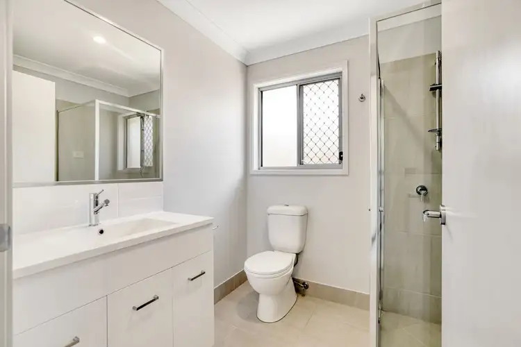 Fifth view of Homely house listing, 2/38 Azorean Street, Griffin QLD 4503