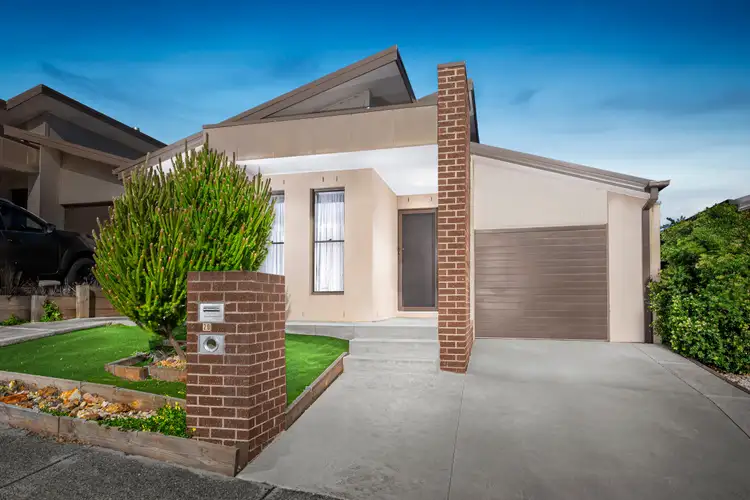 20 Bear Crescent, Doreen VIC 3754