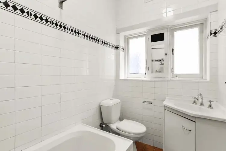 Fourth view of Homely apartment listing, 3/52 Roscoe Street, Bondi Beach NSW 2026