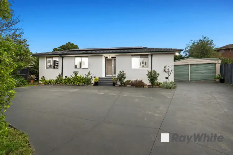 10 Clangula Court, Endeavour Hills VIC 3802