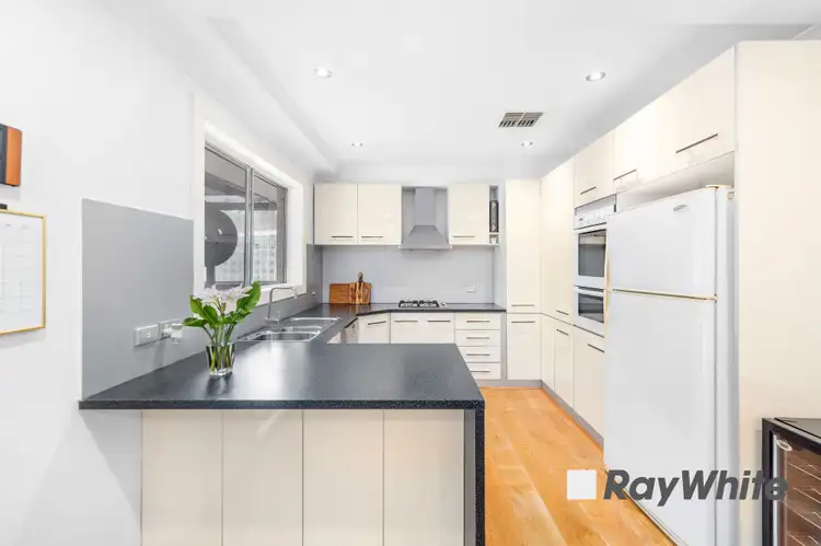 Fifth view of Homely house listing, 10 Clangula Court, Endeavour Hills VIC 3802