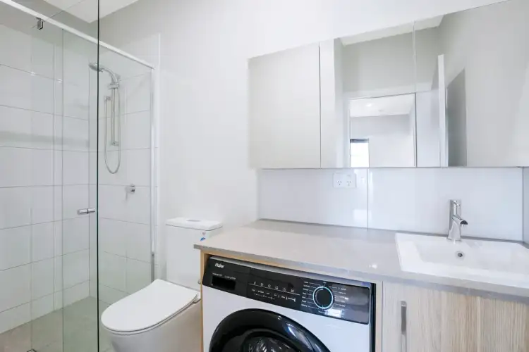 Fourth view of Homely apartment listing, 4/24 Nerida Lane, Milton QLD 4064