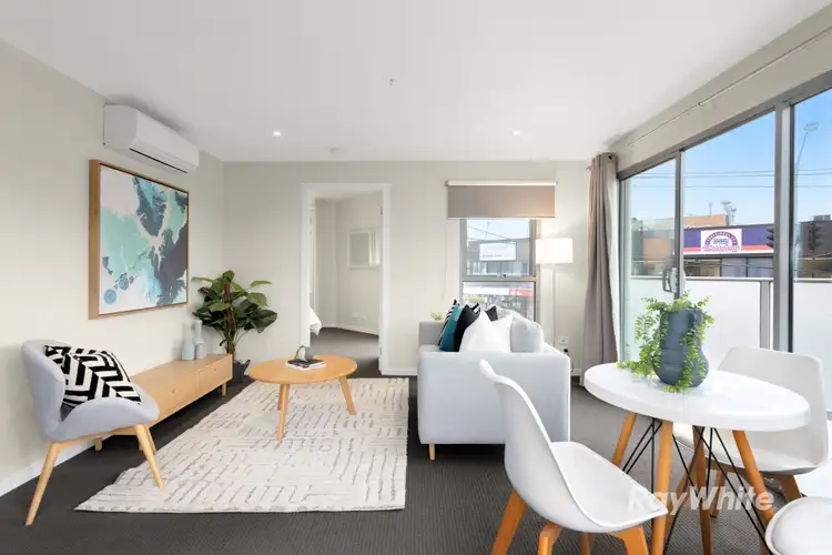 Second view of Homely apartment listing, 2/40 Koornang Road, Carnegie VIC 3163