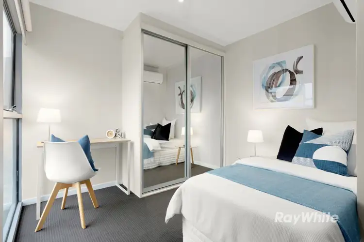 Sixth view of Homely apartment listing, 2/40 Koornang Road, Carnegie VIC 3163