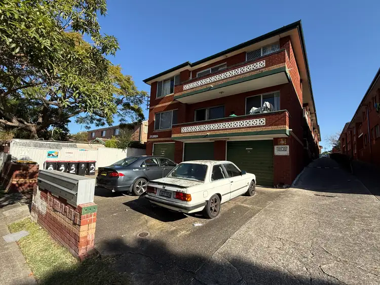 8/2 Fairmount Street, Lakemba NSW 2195