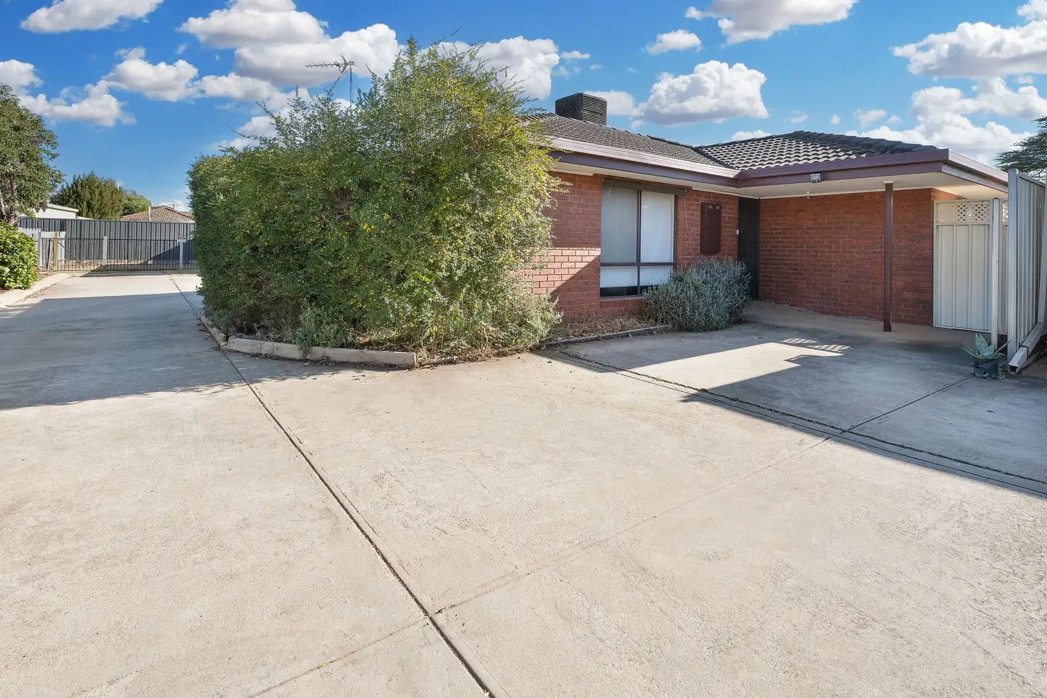 Main view of Homely unit listing, 2/492 Campbell Street, Swan Hill VIC 3585